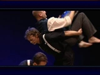 Acrostiches, cirque actuel, un extrait du DVD