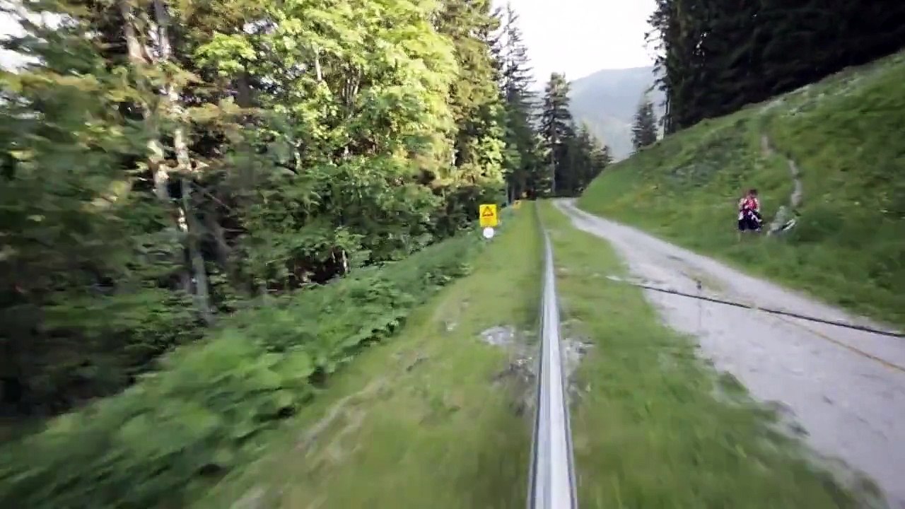 Sommerrodelbahn / Alpine Coaster  Hallein, Austria HD