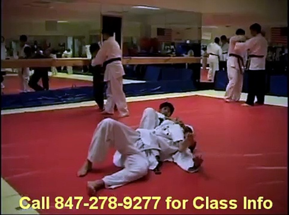 Student Throwing Practice 2 Classes and training - 847-278-9277