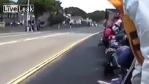 Beste Motorcycle Crashes - Race accident during Isle of Man TT
