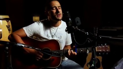 Rihanna - Disturbia Cover (@RAWsession Cover)