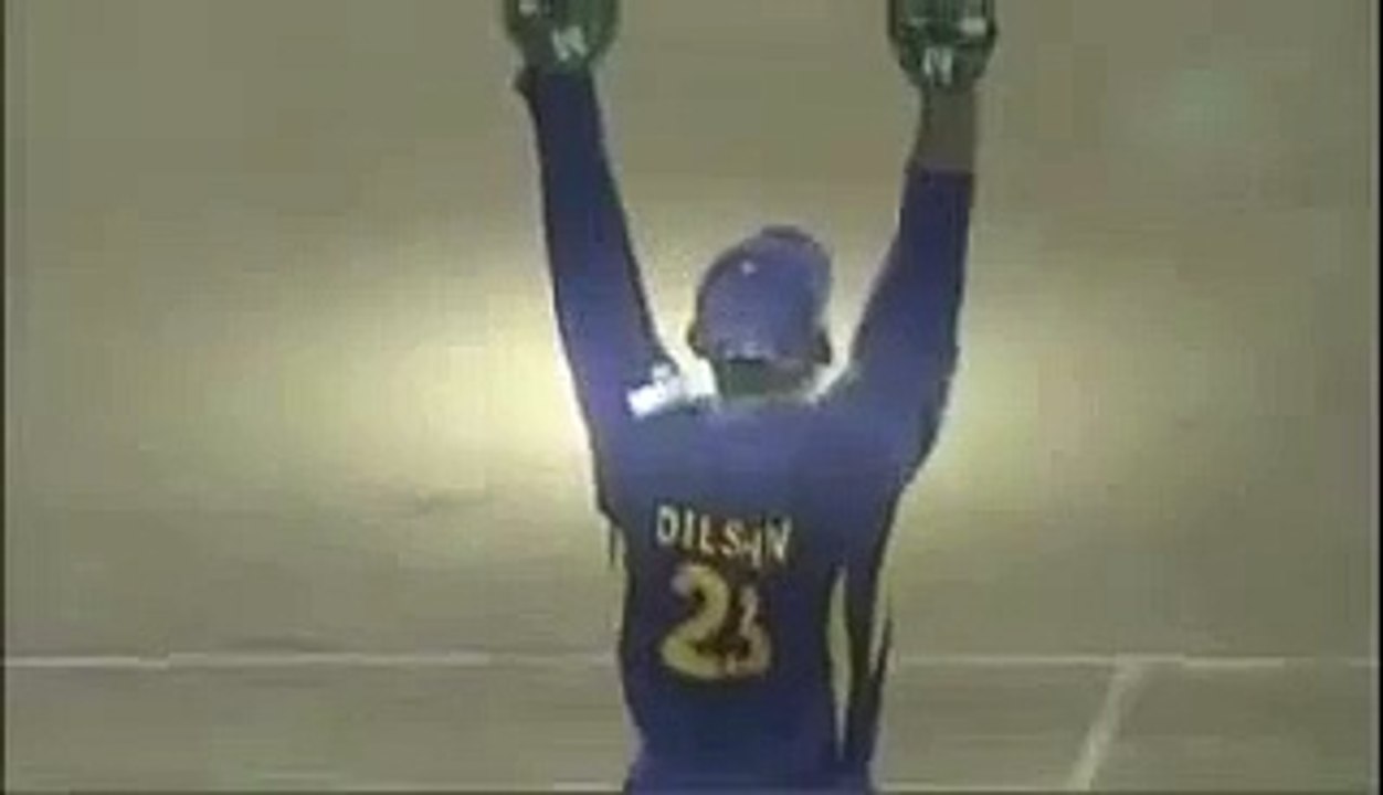 Sports Moments - Funny Cricket moments - Video Dailymotion