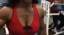 Female Muscle   Female bodybuilder posing and flexing 25   2014