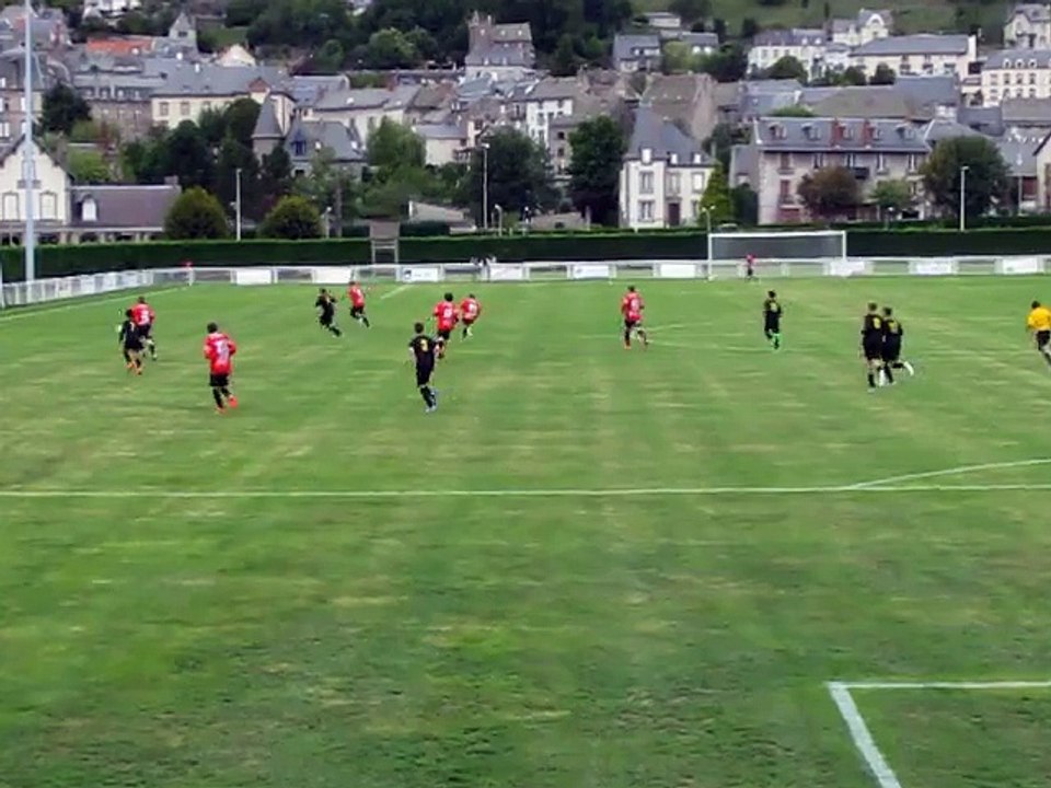 05/09/2015 : But de Davy ARMANDET lors du match U18 face à Jeunes Livradois (Ambert)