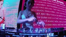[HD 720p] Bỏng mắt với màn khoe vếu của DJ Nhung Babie tại chung kết MISS DJ 2015