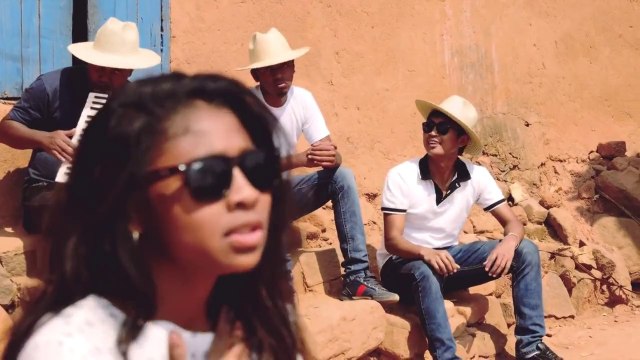 DAGO DIAMONDS - Dago Diamondra (gasy HD 2015 - malagasy)