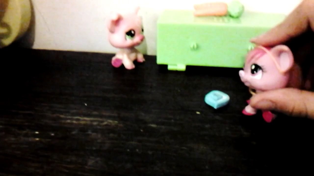 Lps I phone funny commercial please watch !!!:-)