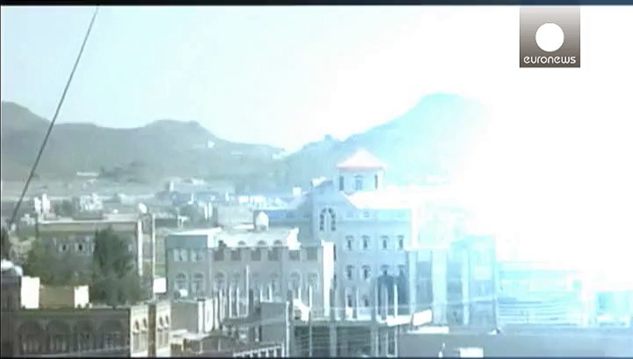 Yemen : la coalition arabe intensifie ses raids, après des pertes importantes