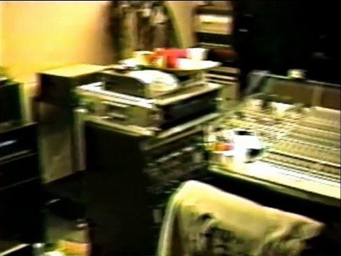 Home video of Kurt Cobain, Dave Grohl, and Krist Novoselic (NIRVANA)