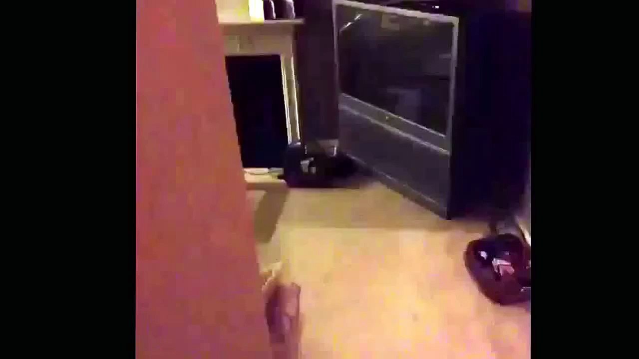 Stop, I could've dropped my croissant!!!!