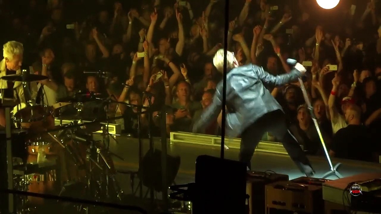 U2 Vertigo #U2IETour Turin Sept. 5 [1080p by MekVox]