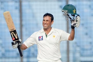 Younis Khan 4 Glorious Boundaries ● Showing His Class