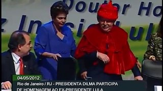 Dilma participa de cerimônia que concedeu título Honoris Causa ao ex-presidente Lula