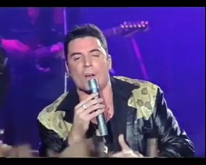 Loquillo y Trogloditas - La Mataré (Directo)