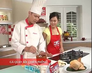 ga quay xoi chien phong - Vietnam cuisine