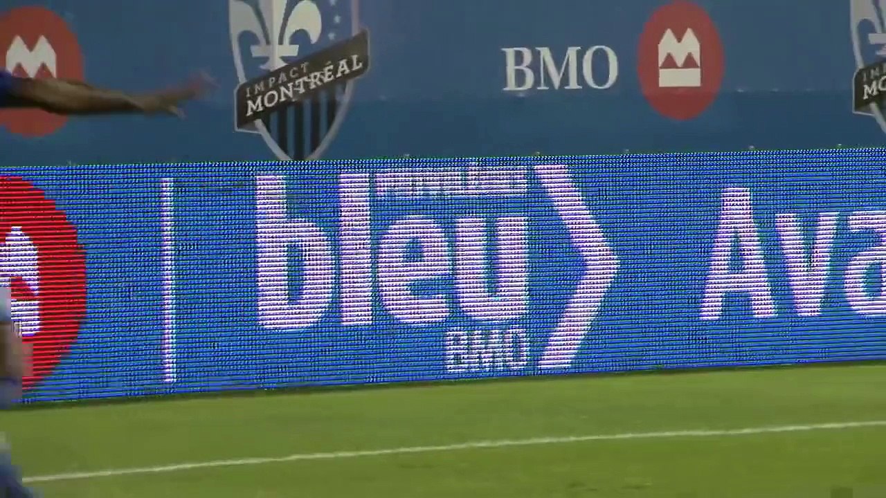 Le 1er but de D. Drogba chez impact de montreal.