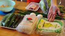 How to make Vietnamese fresh spring rolls