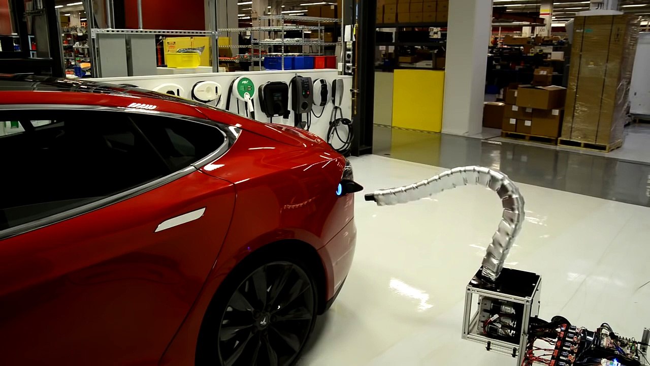 Snake Arm Charger from Tesla