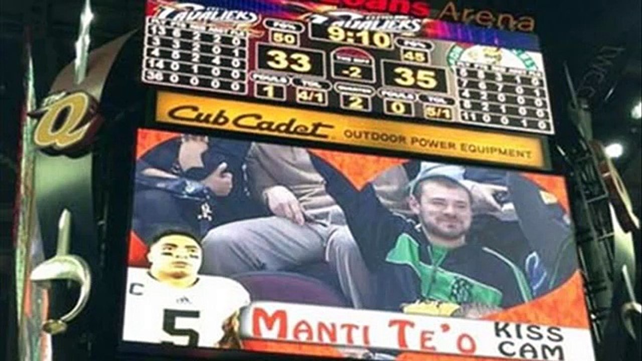 philadelphia phillies kiss cam