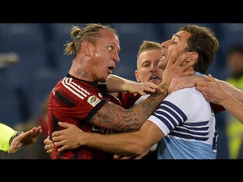 Best Football Fights Angry Moments Lionel-Messi Neymar