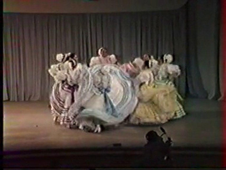 32 Festival de Confolens 1989.  Ballet Folklorico Fiesta Méxicana.