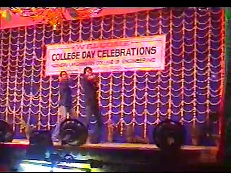 Koi Kahe Kehta Rahe - Dil Chahta Hai (College Day '04 @ KLCE)