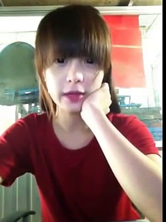Cô gái xinh đẹp hát rap 'Mẹ của nó' cực hay