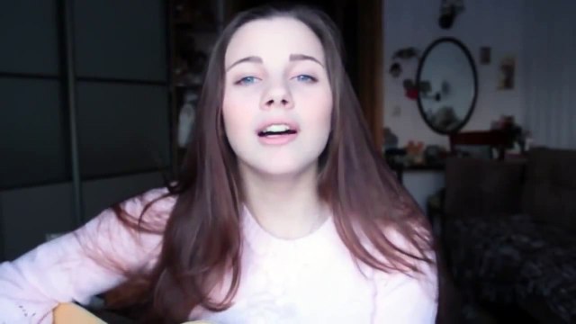 Девушка взорвали интернет своим пением!ух прям мурашки по кожи