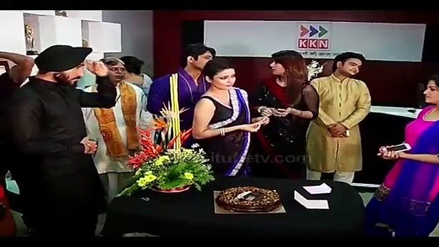 Rajeev Khandelwal , Anikta Bhargava , Megha Chatterjee, Bikramjeet Kanwarpa, Karitika kamra Reporters- Celebration Time - 100 Episodes Completion - Watch Latest Video - 5 September 2015