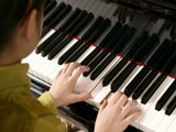 how to play a piano learn play guitar pianist wanted learn chords piano writing a song on guitar lea