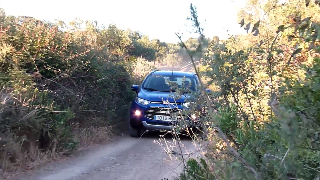 Mua xe ford ecosport 2015 giá ưu đãi - Liên hệ  0902.911.656