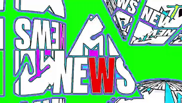 Tyler Posey Tells Who Gets Most Naked At A 'Teen Wolf' Party Comic-Con 2015