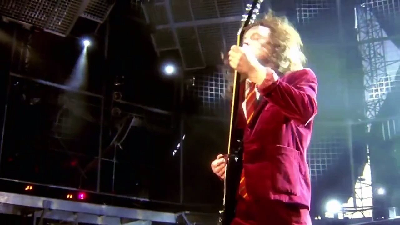 AC/DC â Bee Gees Mashup