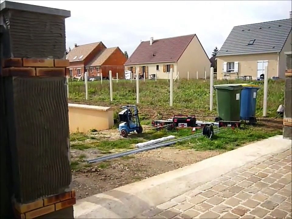 VOLECO - Pose d'un portail coulissant et sa motorisation