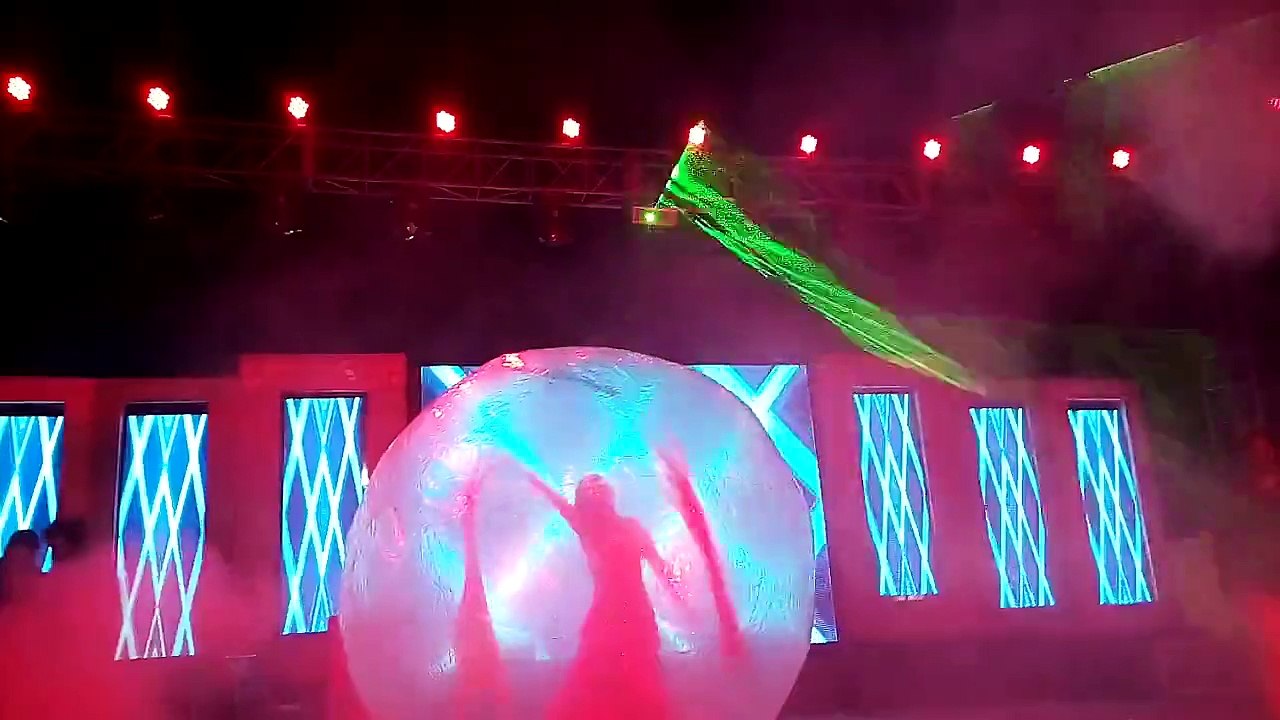 Russian dance in Transparent Balloon - Ball 09910464896