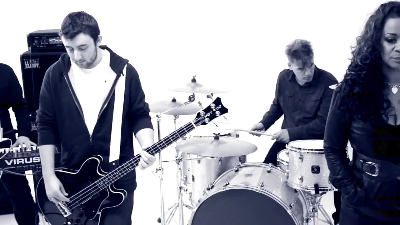 Peter Hook And The Light Featuring Rowetta - Atmosphere