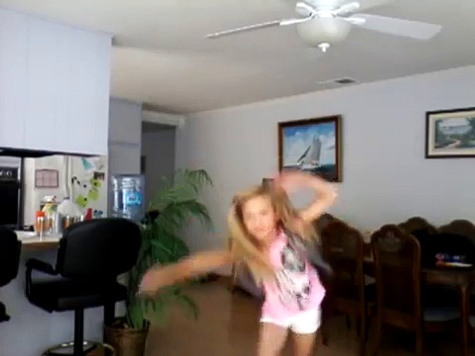 Pony tastic dancing to shower by becky g