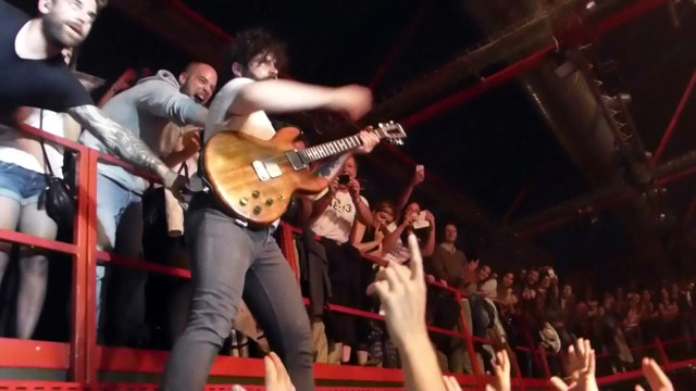 FOALS-INHALER PART 2@DEN ATELIER 05 09 2015