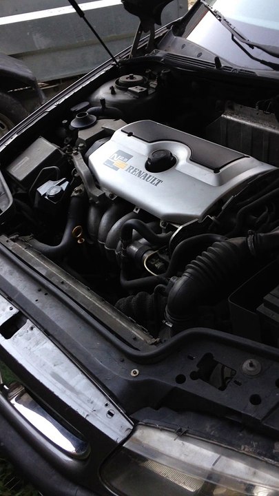 moteur safrane 2.5 20V