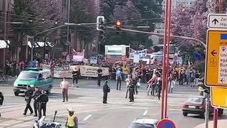 Bildungsstreik Erfurt - Blockade Kaffeetrichter - der tapfere letzte Rest