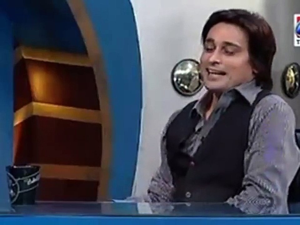 ATIQA ODHO Drunk in a LIVE SHOW - PAKISTANI SCANDALS videos 2015