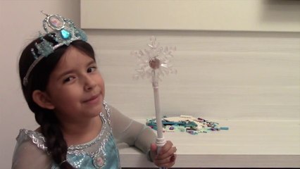 LEGO FROZEN  ELSA`S SPARKLING ICE CASTLE