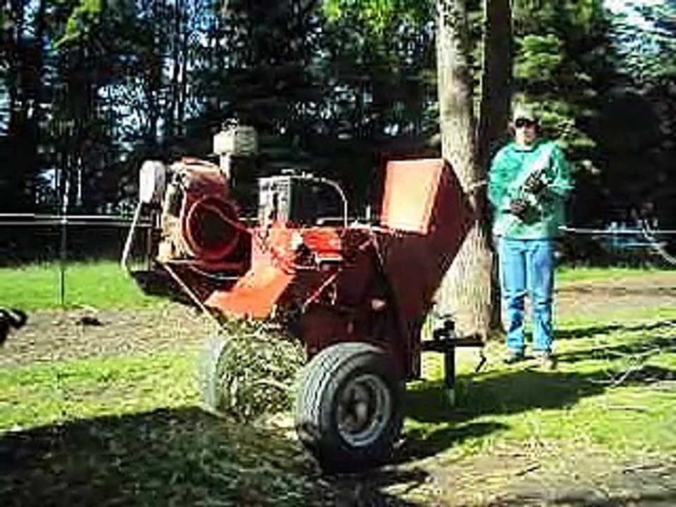 Homemade Wood Chipper  (Featured in Farm Show Magazine)