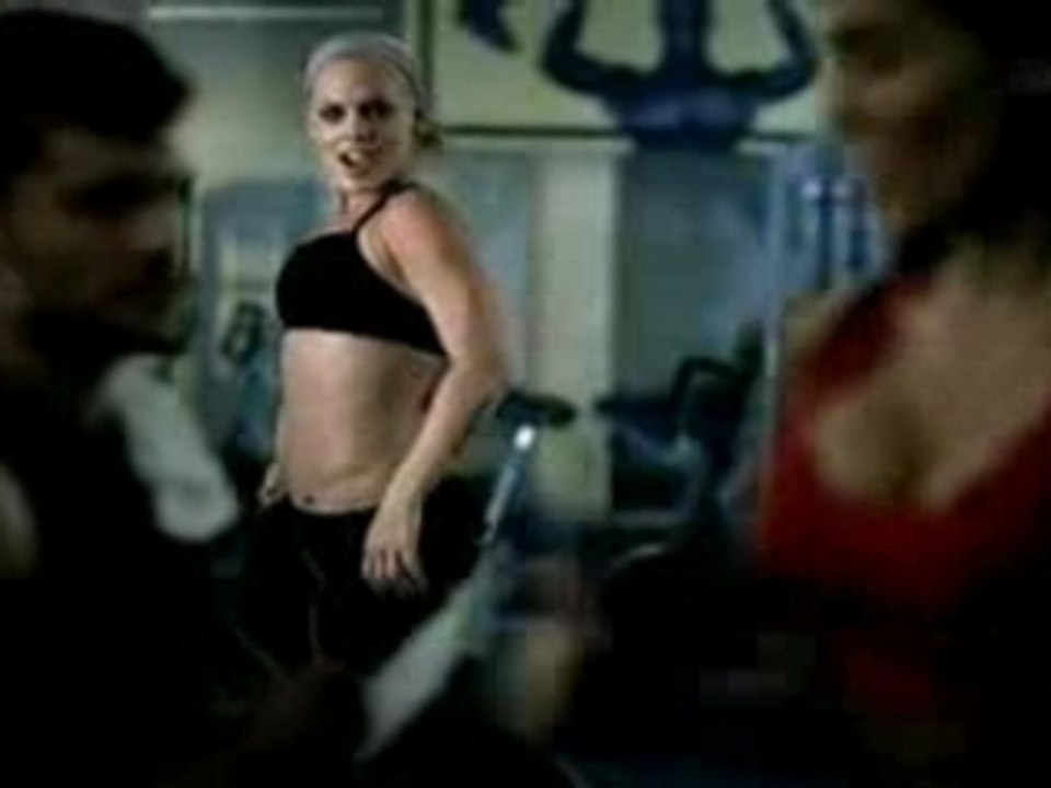Pink-stupid_girls