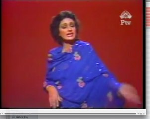 Bushra Ansari - Parody of Noor Jahan, Very Funny ....