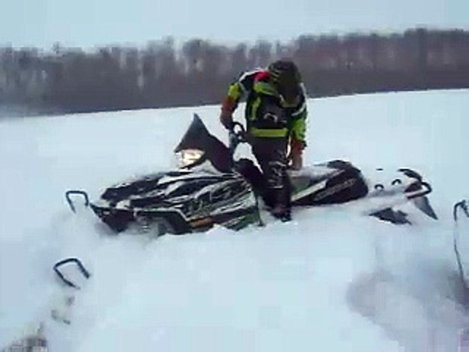 2008 M8 Arctic Cat 153" Carvin in da powder