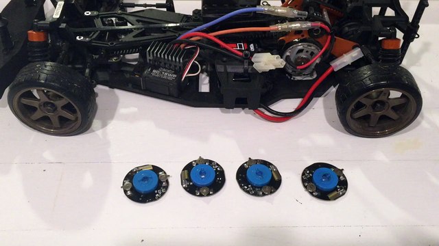 LED Wheel Lights For RC Drift Car - RC Drift Car Wheel Lights Mod (D3944FAA-790D-47CE-8561-B9EA5437E67F)