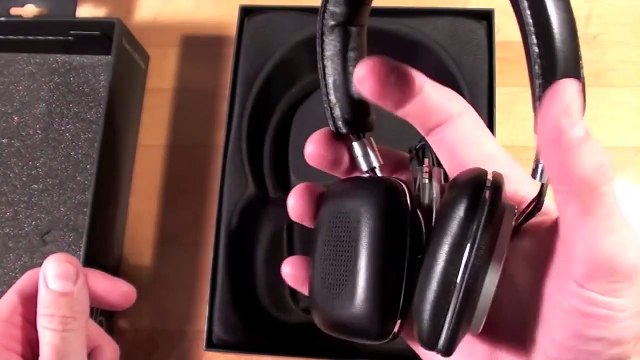 Bowers & Wilkins P5 Headphones: Unboxing and Review