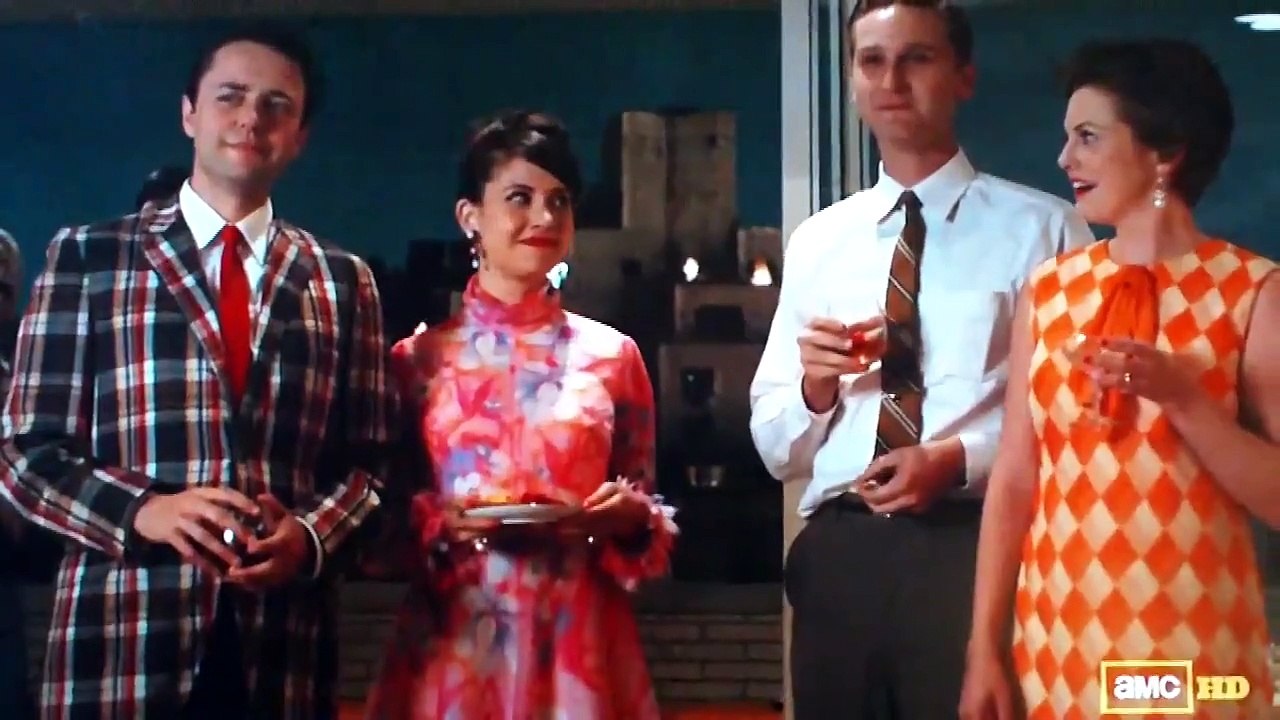 "Zou bisou bisou" Zubi Zubi Zu, Megan Performing for Don on Mad Men