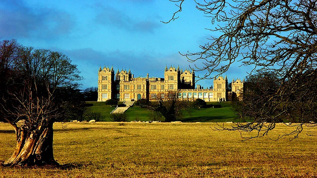 Photography Tips: Composition & Camera Angles - Filmmaking Tutorial 14